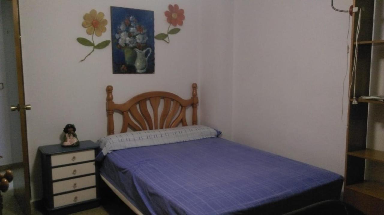 Piso muy amplio en Málaga . Apartamento Exterior foto